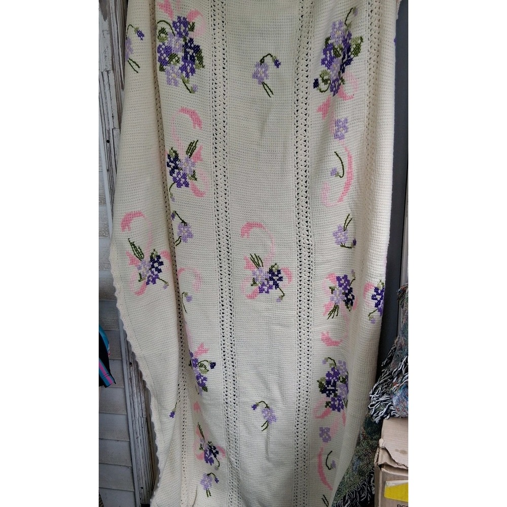 Vintage Crochet Afghan STUNNING Cream Purple Bouquet Floral Pink Ribbon Bows...